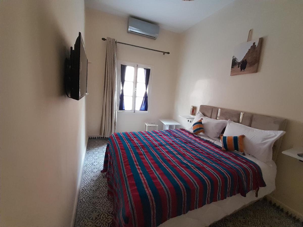 Hotel Mentaga 타라우단트 외부 사진