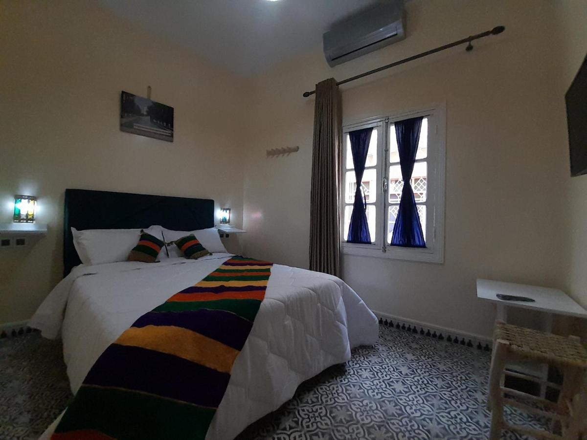 Hotel Mentaga 타라우단트 외부 사진