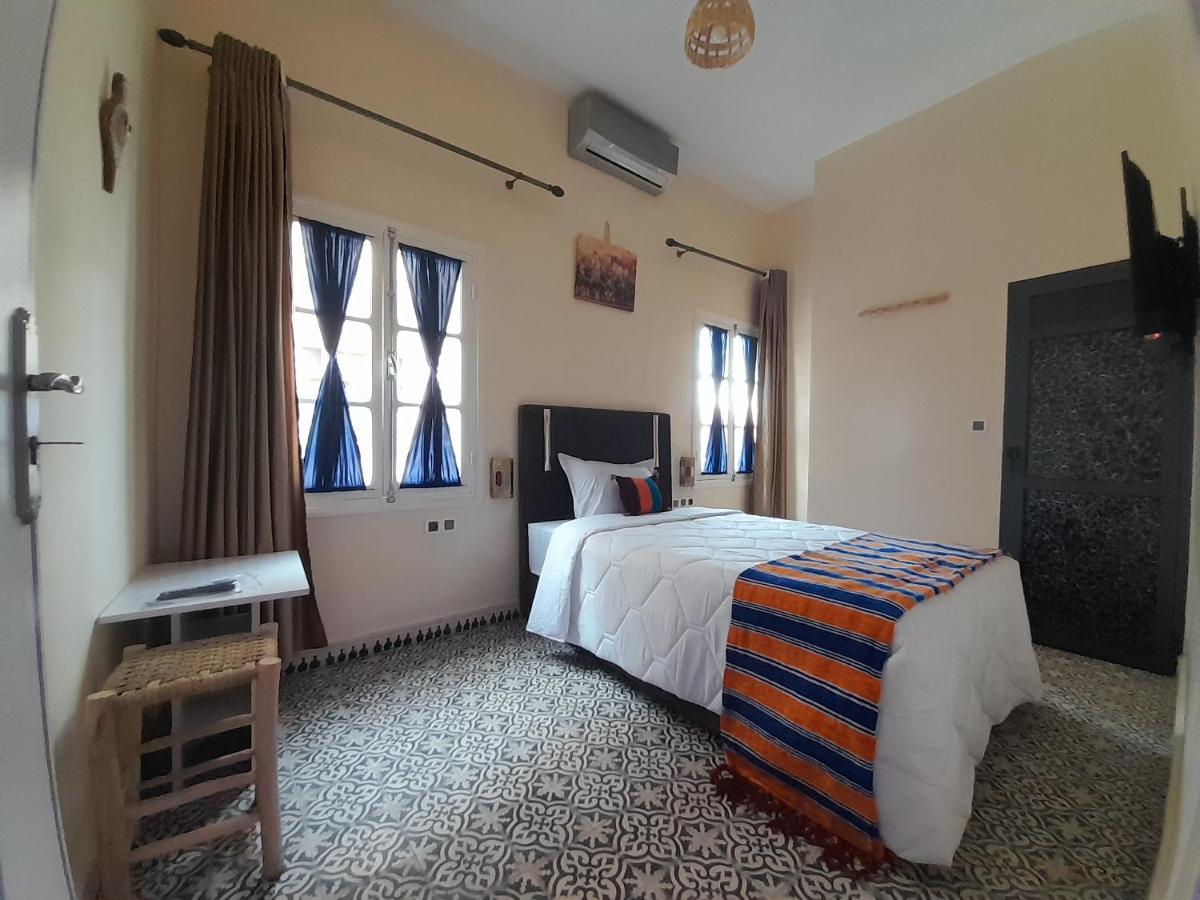 Hotel Mentaga 타라우단트 외부 사진