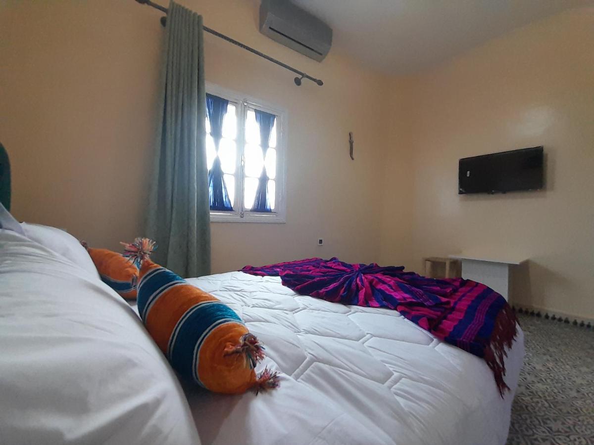 Hotel Mentaga 타라우단트 외부 사진