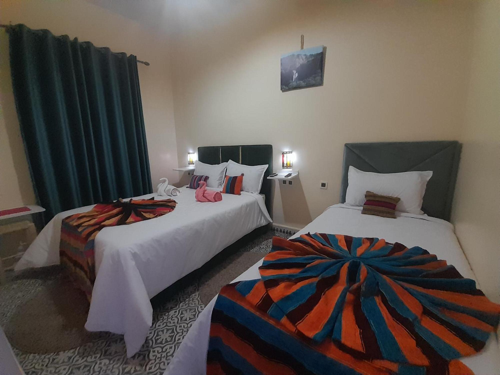 Hotel Mentaga 타라우단트 외부 사진