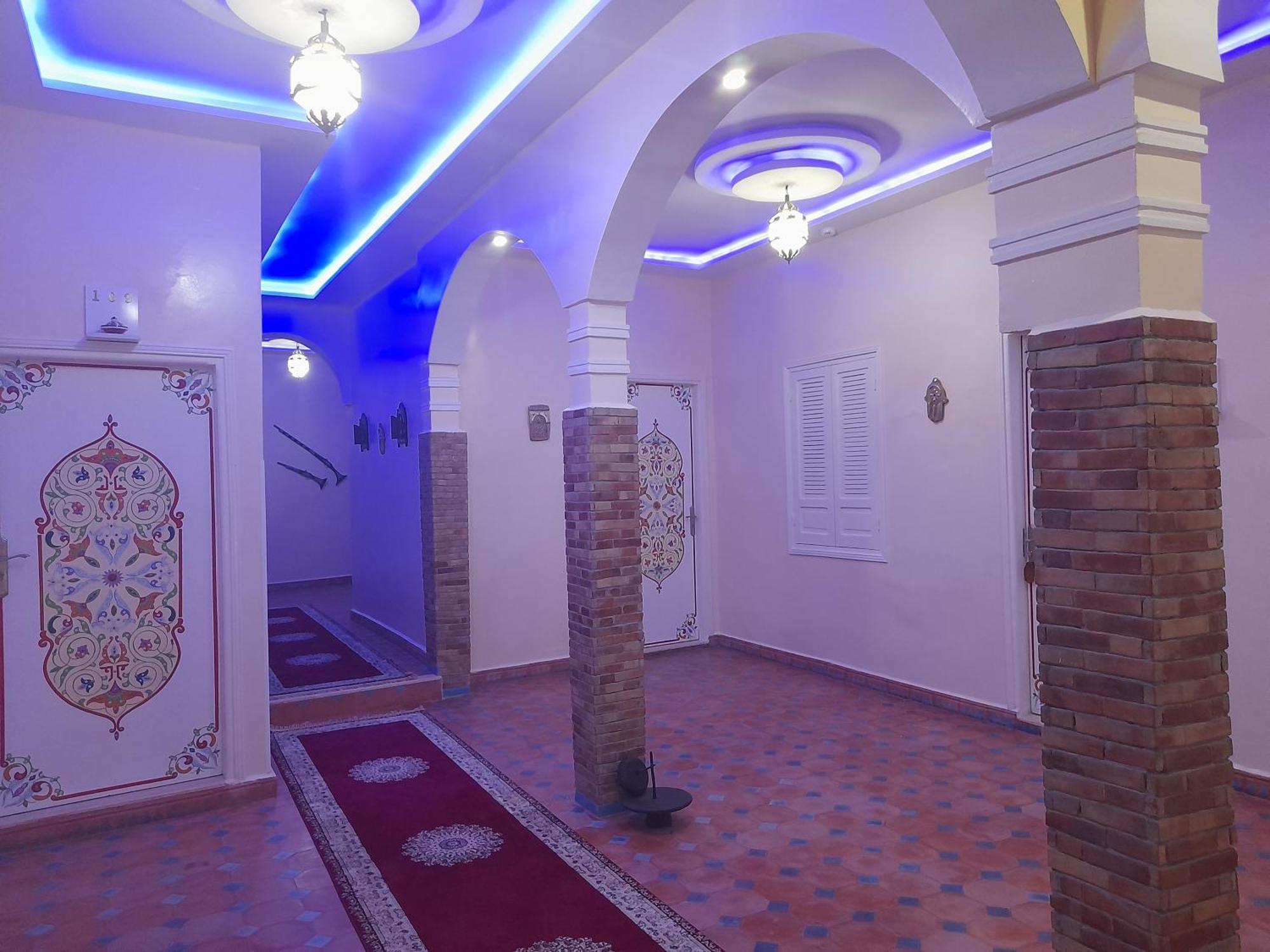 Hotel Mentaga 타라우단트 외부 사진